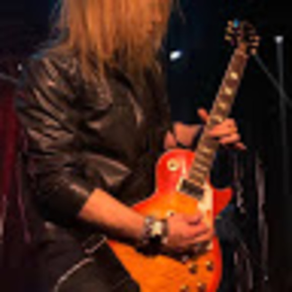 chesneyguitars